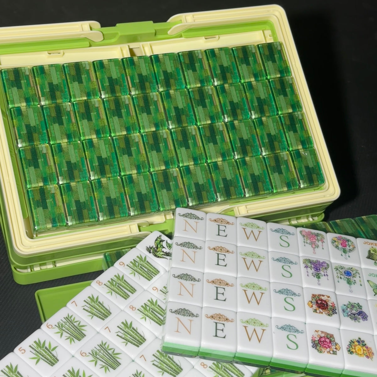 Green Crystal-Style American Mahjong Set with Carrying Case – Premium Translucent Mahjong Tiles for Gifts, Game Nights & Wholesale