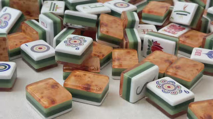 Luxury Amber & Green American Mahjong Set with Glossy Tiles – Premium Layered Mahjong Tiles for Gifts, Game Nights & Wholesale